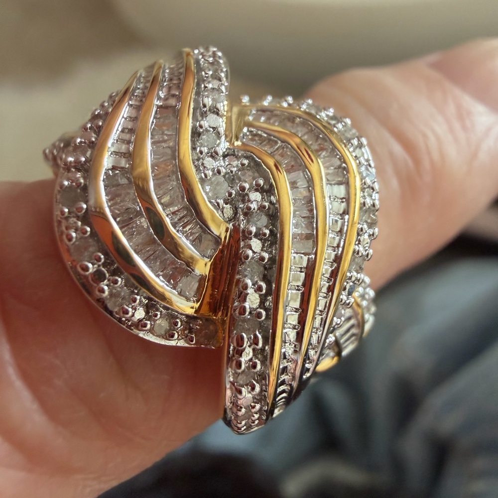 Elegant 18kt Gold and sterling Silver .50 carats natural diamonds